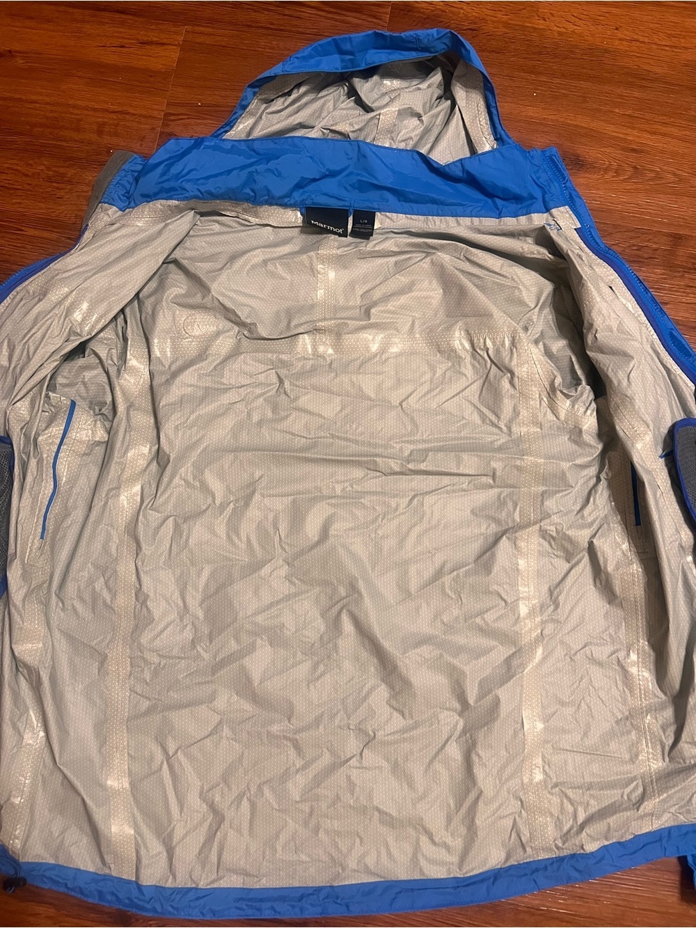 Marmot Men's Vibrant Blue Raincoat size L - Picture 13 of 17